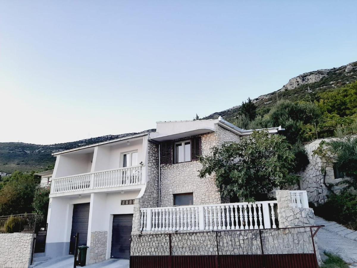 Apartment Natali Kaštel Stari Esterno foto