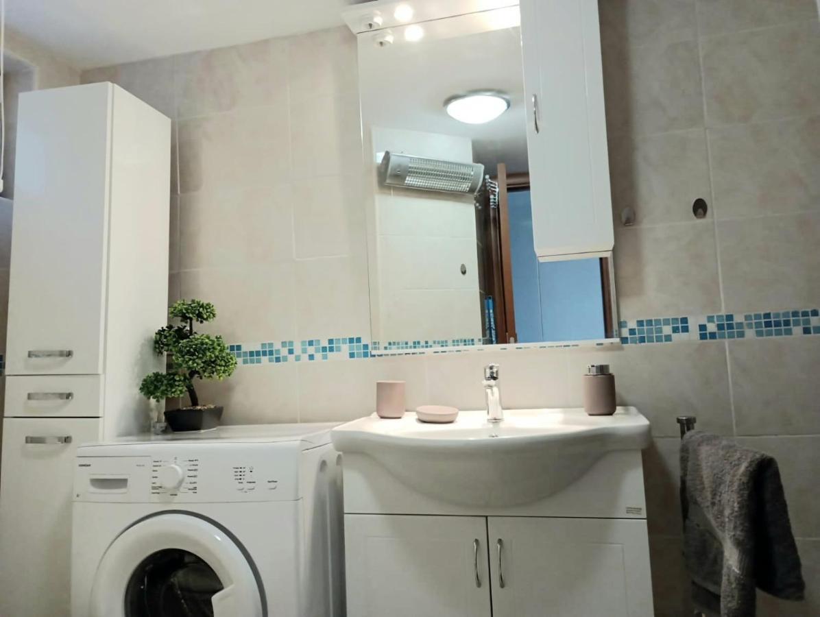 Apartment Natali Kaštel Stari Esterno foto
