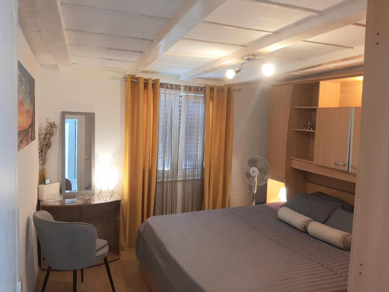 Apartment Natali Kaštel Stari Esterno foto