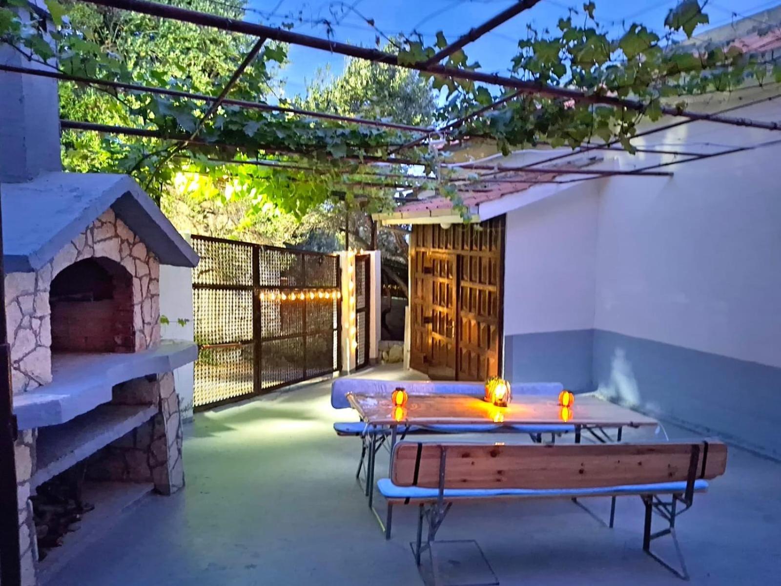 Apartment Natali Kaštel Stari Esterno foto