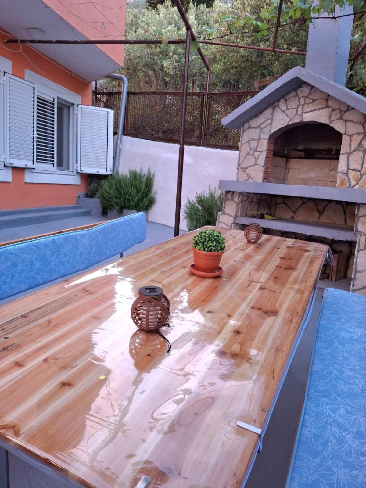 Apartment Natali Kaštel Stari Esterno foto