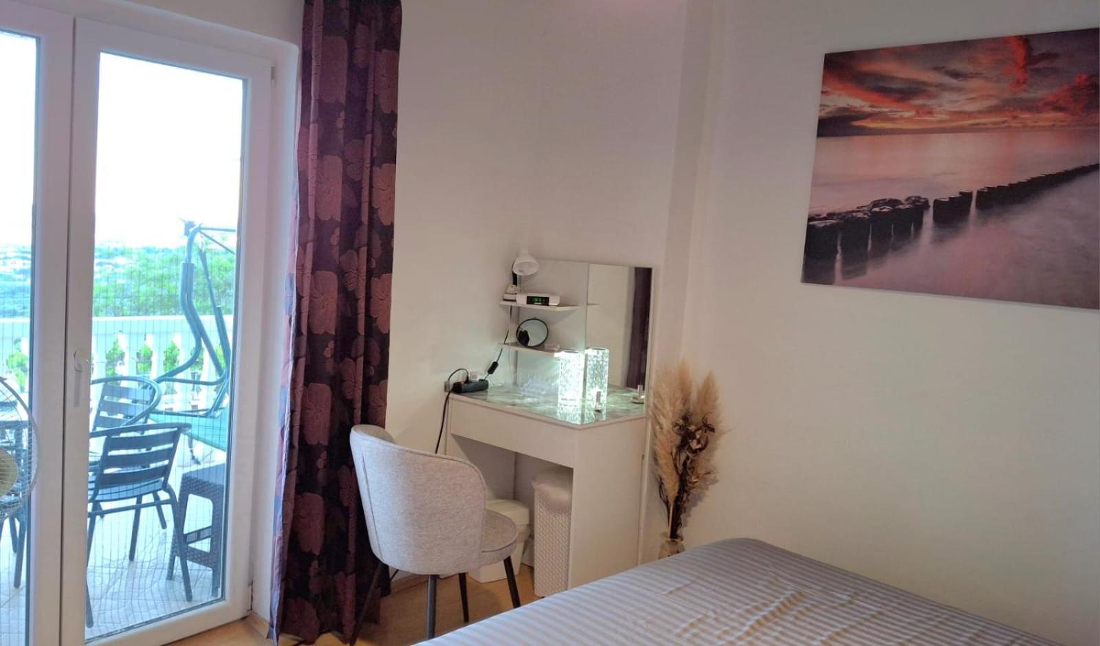 Apartment Natali Kaštel Stari Esterno foto