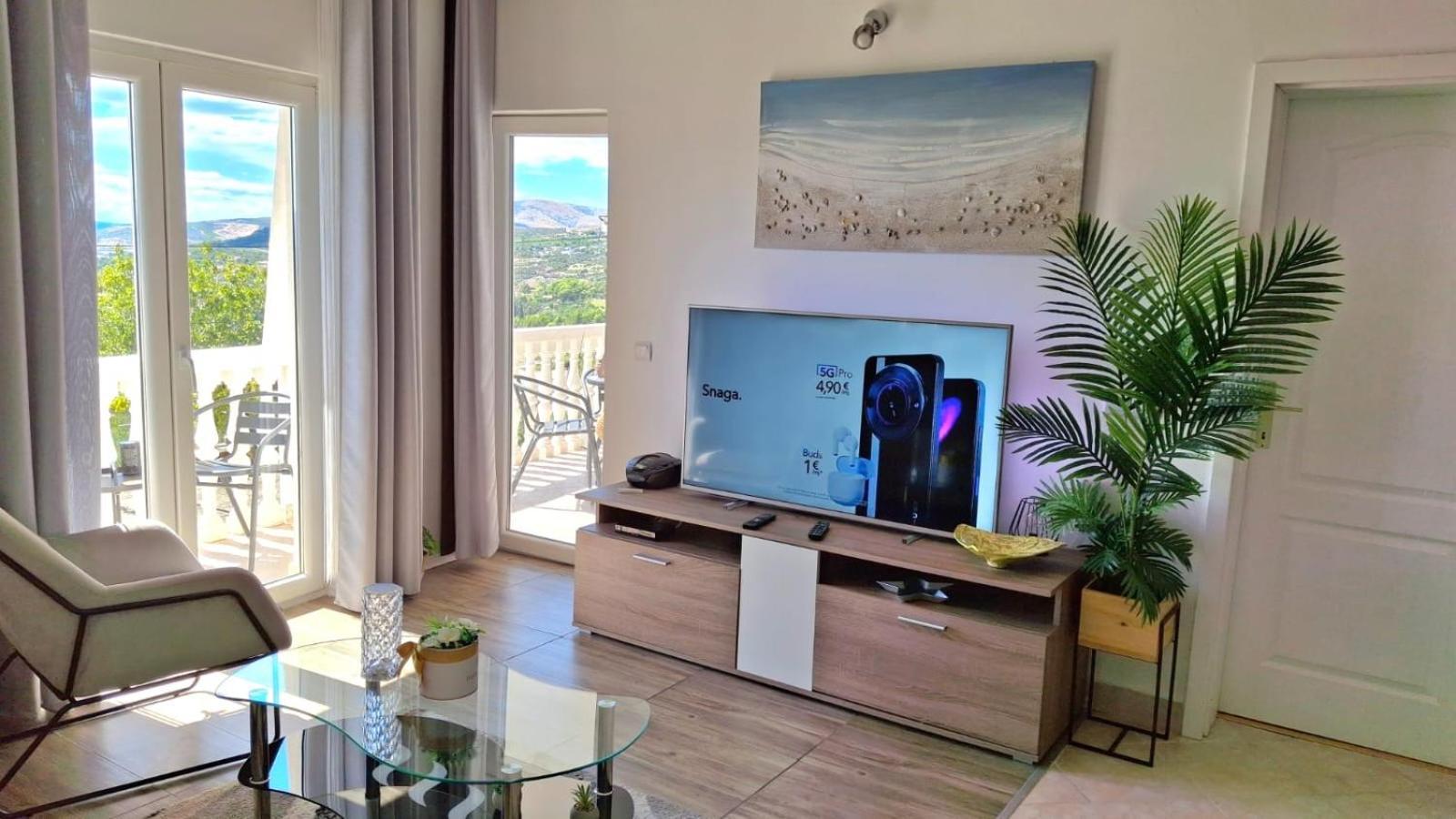 Apartment Natali Kaštel Stari Esterno foto